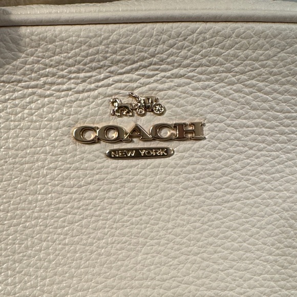 Coach Jamie Crossbody Bag with Gold Hardware and Cream Leather - Picture 2 of 11